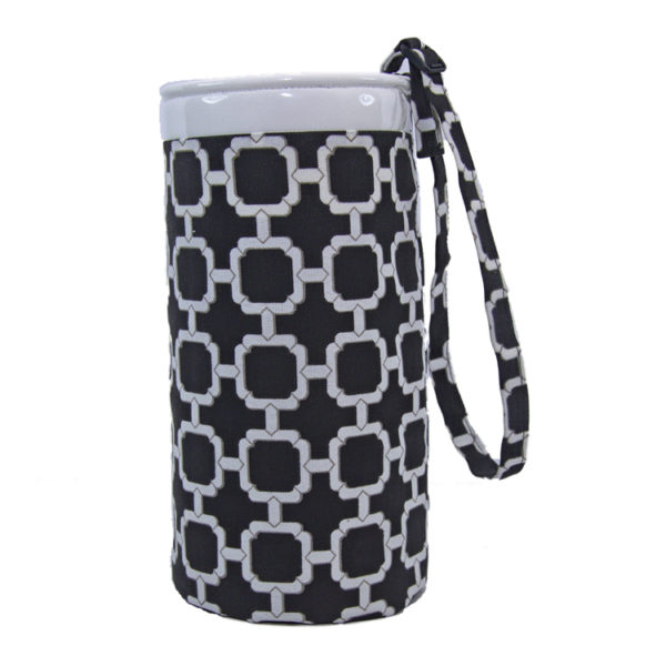 Black and White Geometric Pattern - CarBaggy